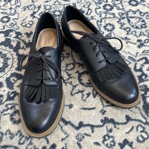 Black Clark’s Loafers